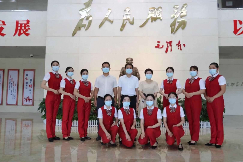 巾帼心向党 奋进新征程